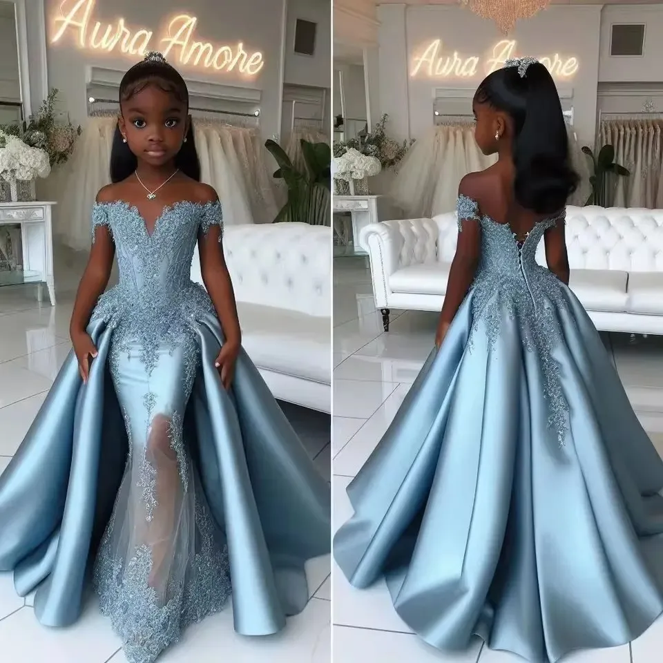 Customized 2026 Elegant Light Blue Satin Princess Flower Girls Dresses Off Shoulder With Overskirt Draped Pleats Sweep Train Pageant Evening Gowns Kid