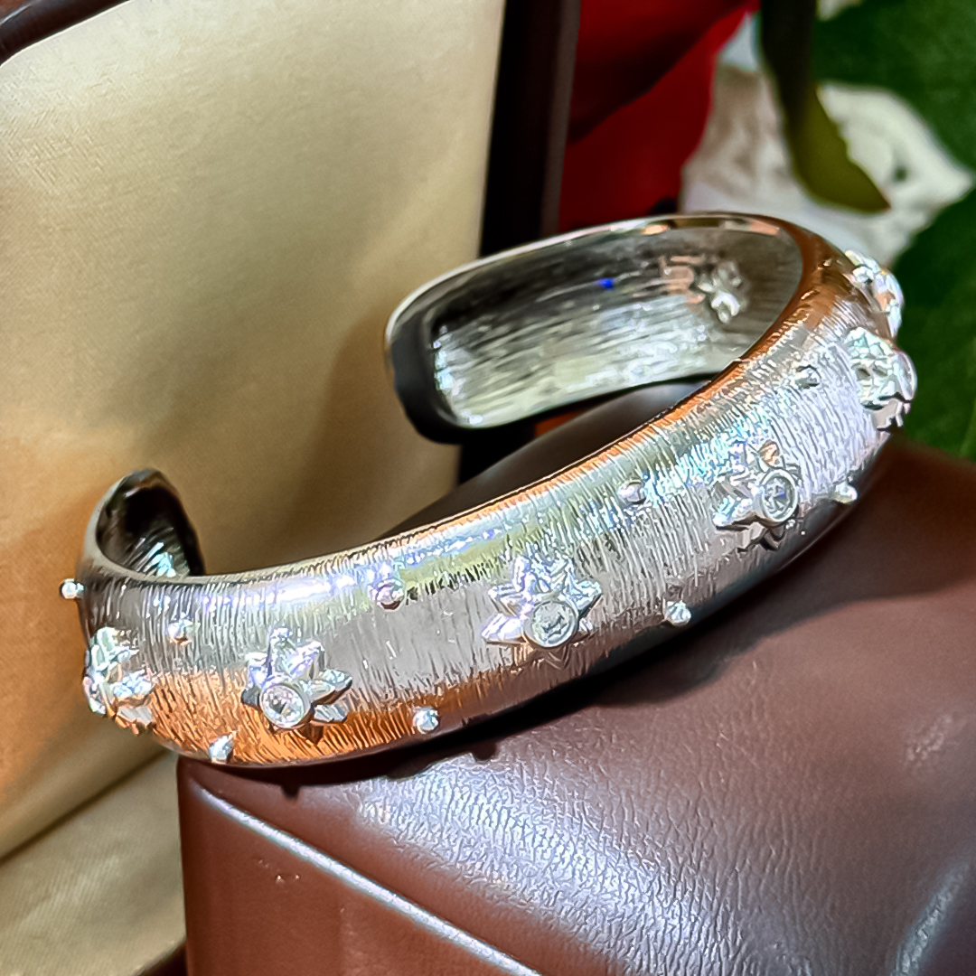 Luxury Turquoise Bracelet Gold Tone CZ Diamond Accent Woven Texture Engraved Finish Statement Jewelry Gift For Women Fashion Anniversary For Collector
