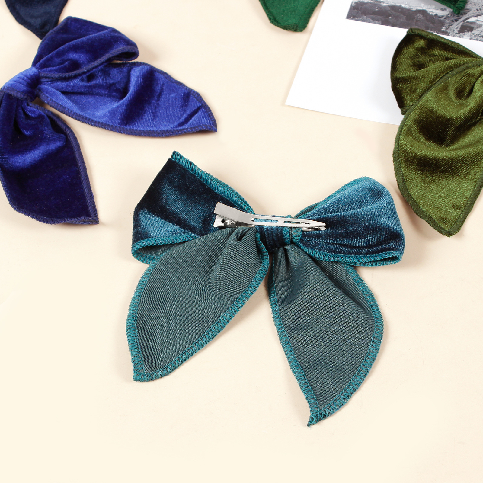 1Pcs Velvet Fable Bow Hair Clips Baby Girls Women Large Sailor Head Bows Accessories Hair Grips for Kids Christmas Hair Bow 251009