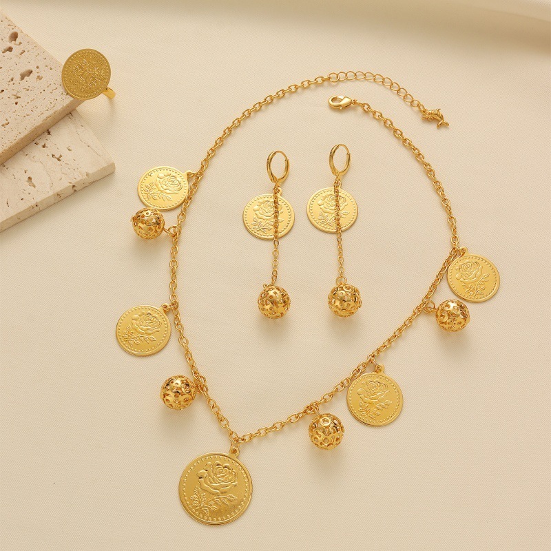 Xinjiang coin jewelry set gold coin accessories color-retaining tassel three-piece set rose flower print gold-plated jewelry240125bj