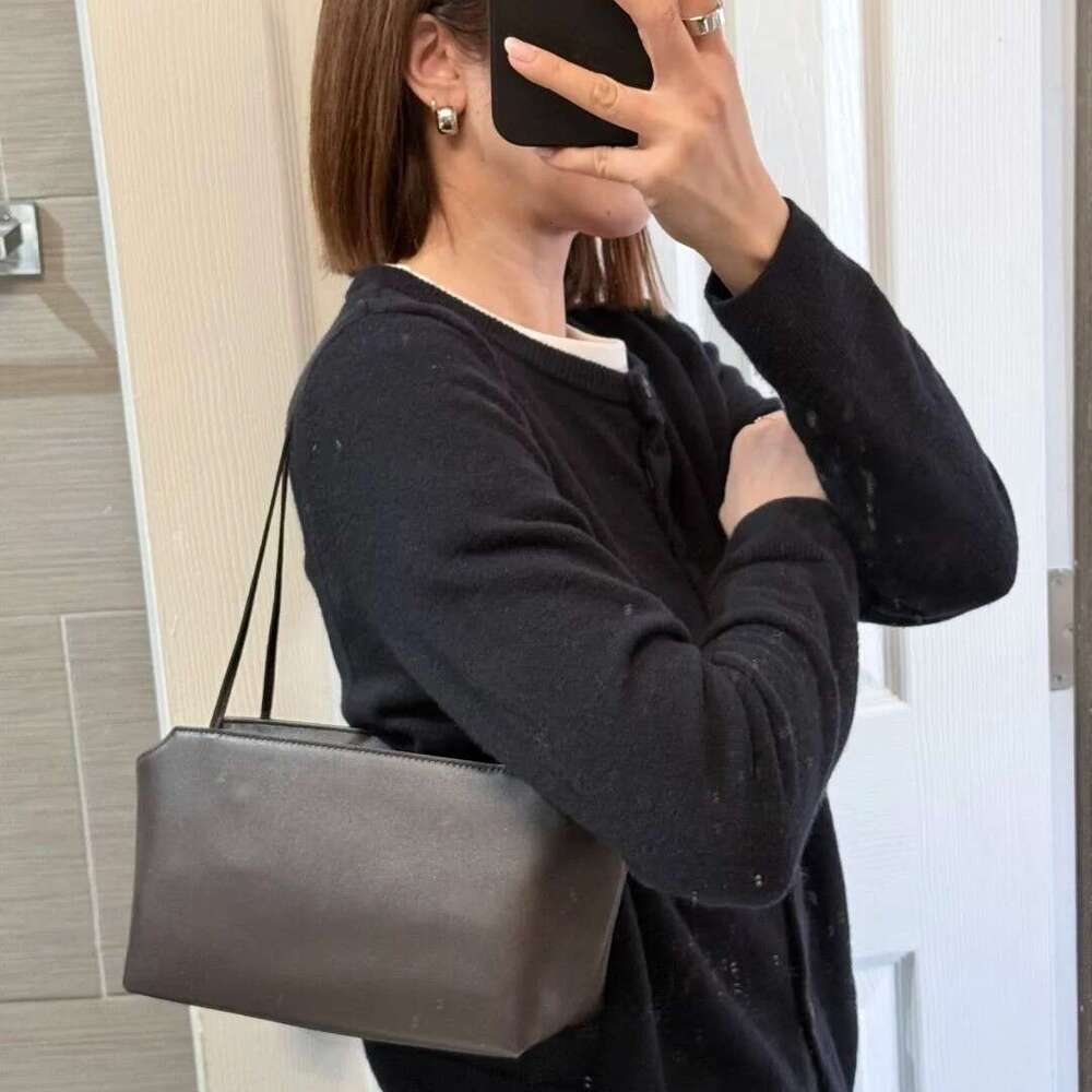 Early Spring New Terrasse Togo Handbag Made Of Sheepskin Inside Out Versatile Minimalist Shoulder And Underarm Bag SENYY