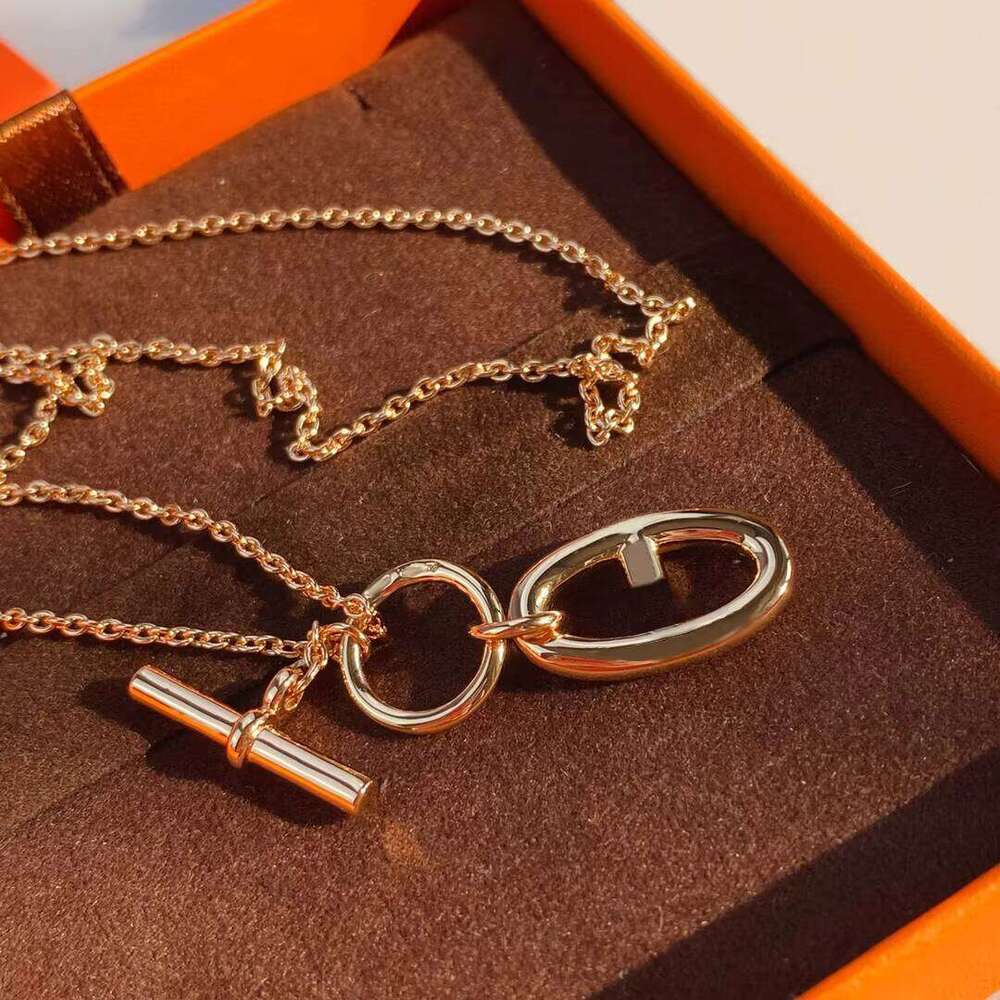 High-quality Luxury Designer Brand Jewelry H Letter Pig Nose OT Buckle Necklace Rose Gold Necklace for Women