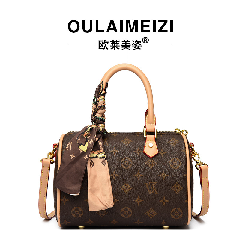 OULAIMEIZI Hot Designer Bag Luxury Retro Large Capacity Commuter Bag Fashion Casual Tote Bag Classic Printed Shoulder Bags for Women