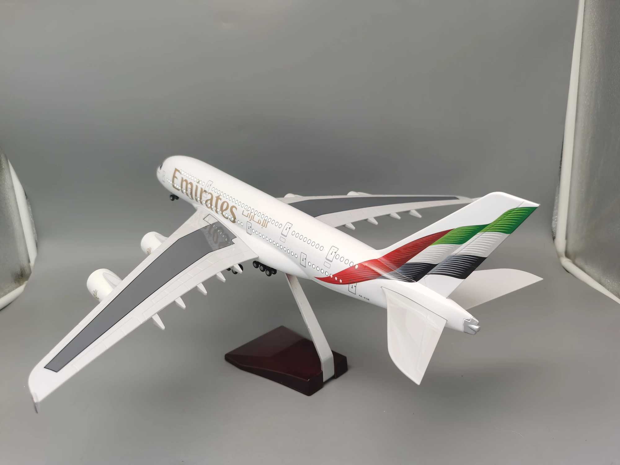 New Emirates A380 Model Plane 1/160 Scale 18 inchs Large Die-cast airplane Toy Collected Gift By Aviation C260604