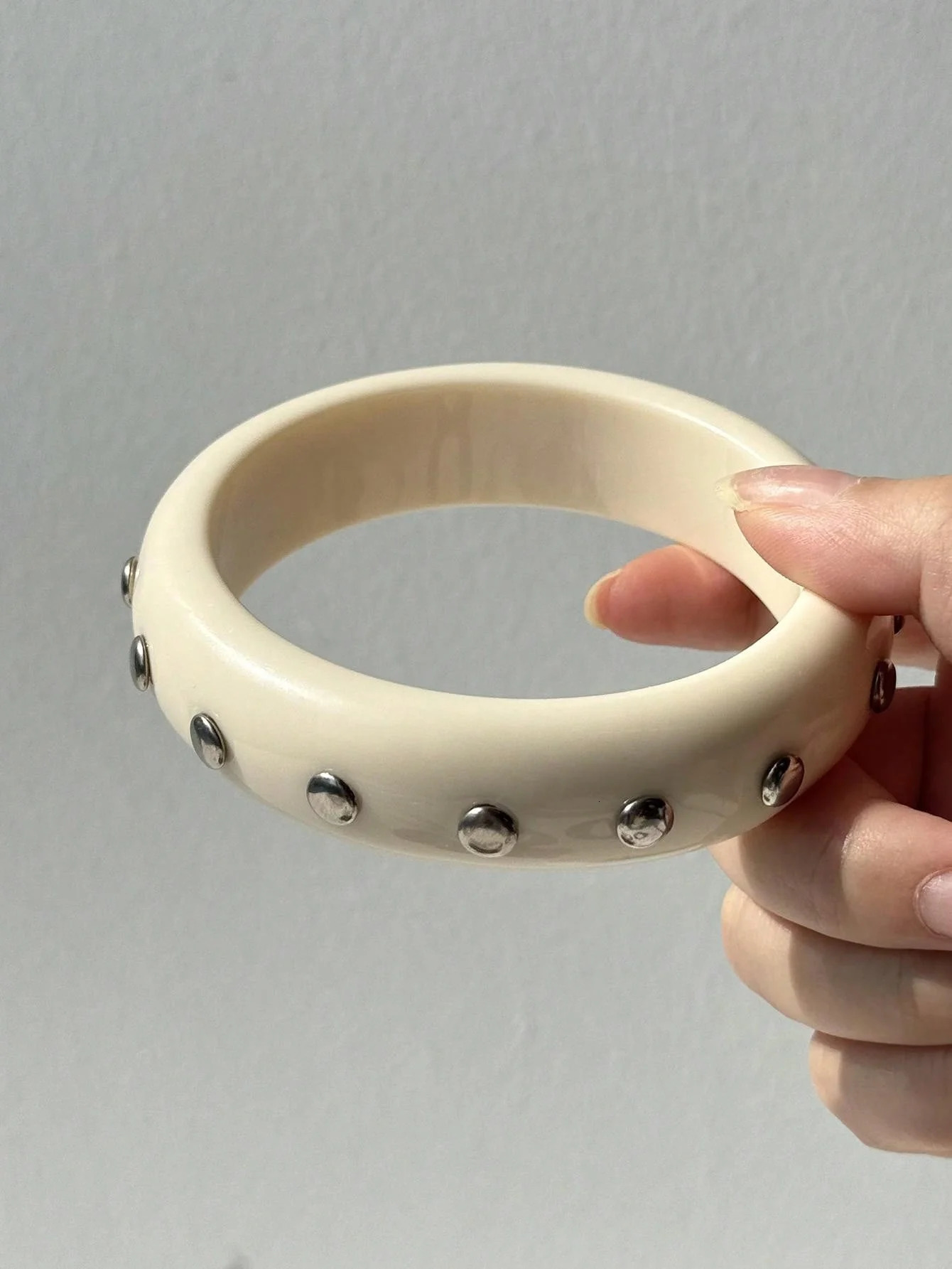HUANZHI Black and White Irregular Resin Bracelet with Bold Trendy n Unique Punk-Style Silver Rivet Clasp Womens Jewelry260528BJ - view 7
