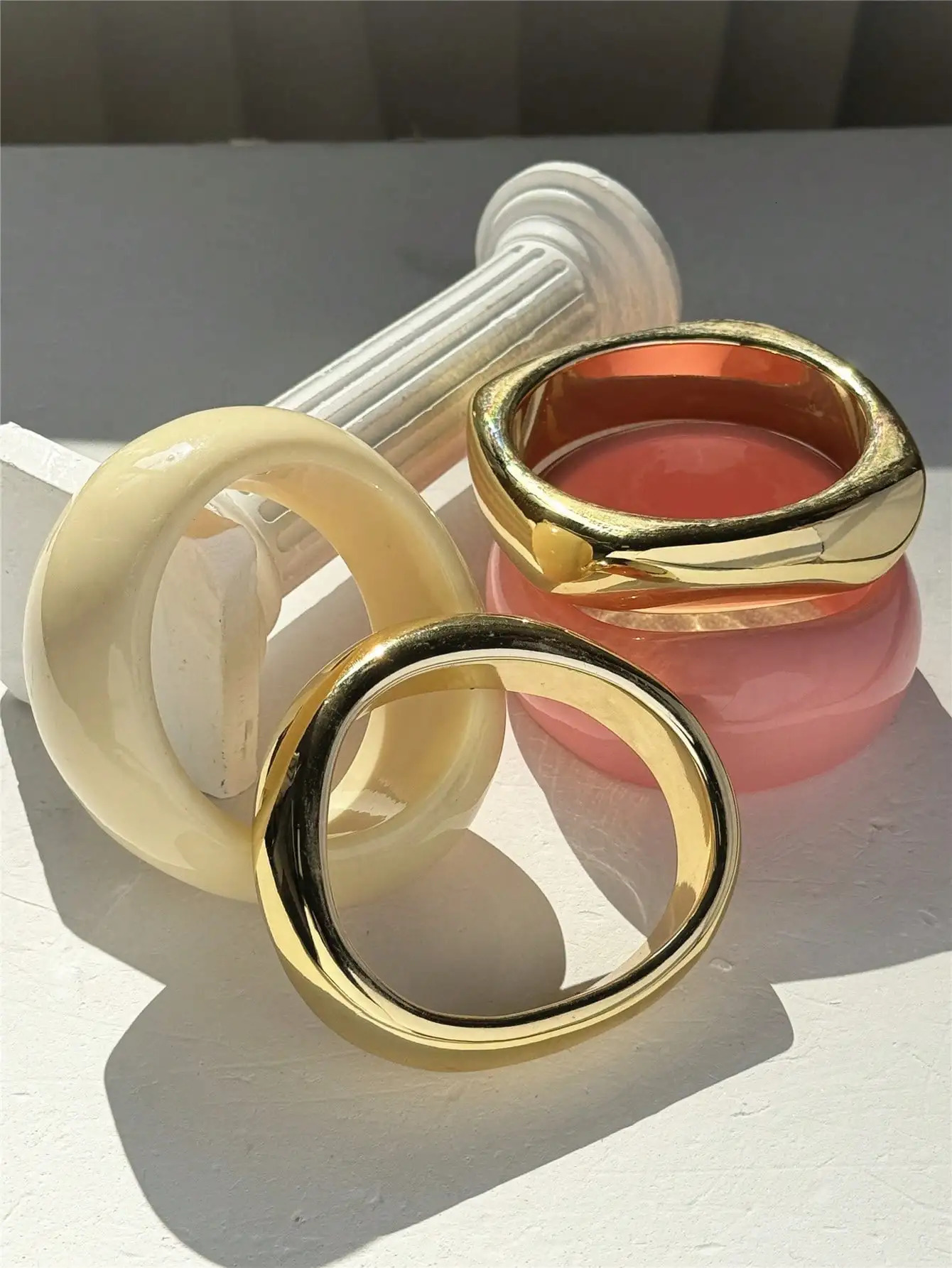 HUANZHI Thick Asymmetrical Geometric Wide Bracelet Beige Pink Fashion Jewelry Cuff For Women Suitable For Stacking Wear260528BJ - view 5