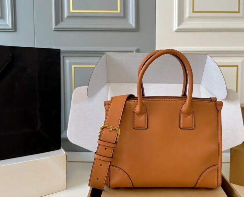 Retro brown badge tote handbag light luxury style shoulder crossbody bag
