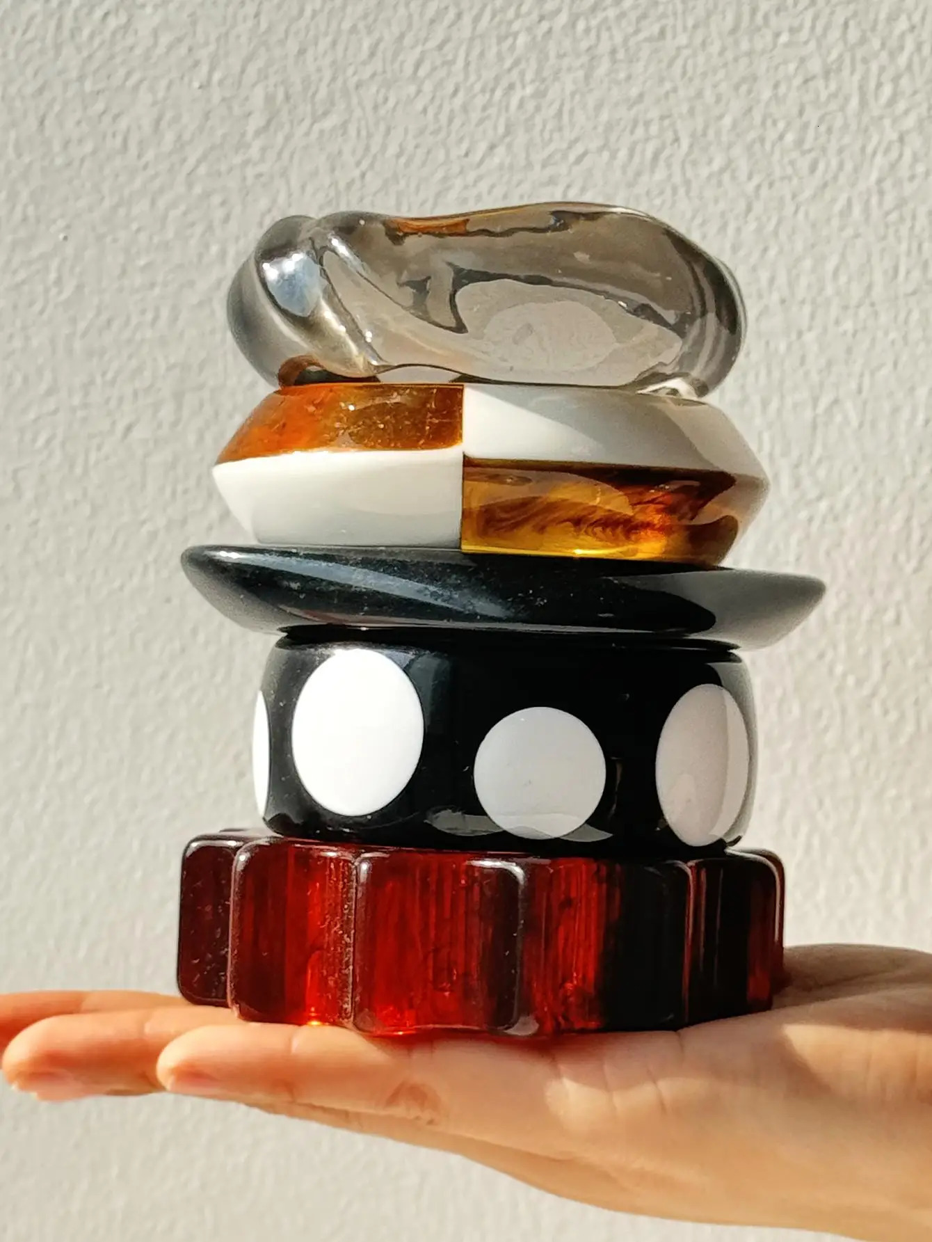 Brown Black White Contrast Geometric Irregular Resin Bracelet for Women Girl Summer Decoration Bangle HUANZHI 2025 INS260528BJ - view 4