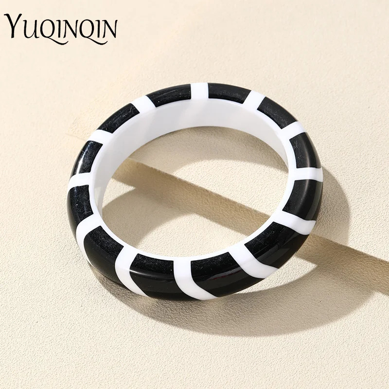 Korean Big Thick Resin Acrylic Geometric Bangles for Women Multicolor Charm Punk Bracelets Bangle For Girls Hand Jewelry Gifts260528BJ - view 3