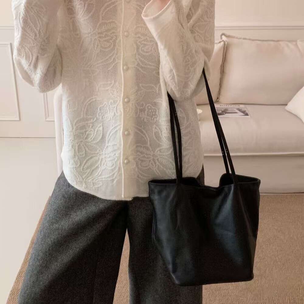 Women Sheepskin Bucket Bag Genuine Leather Shoulder Tote Handbag Versatile Niche Soft Leather For Commuting SENYY