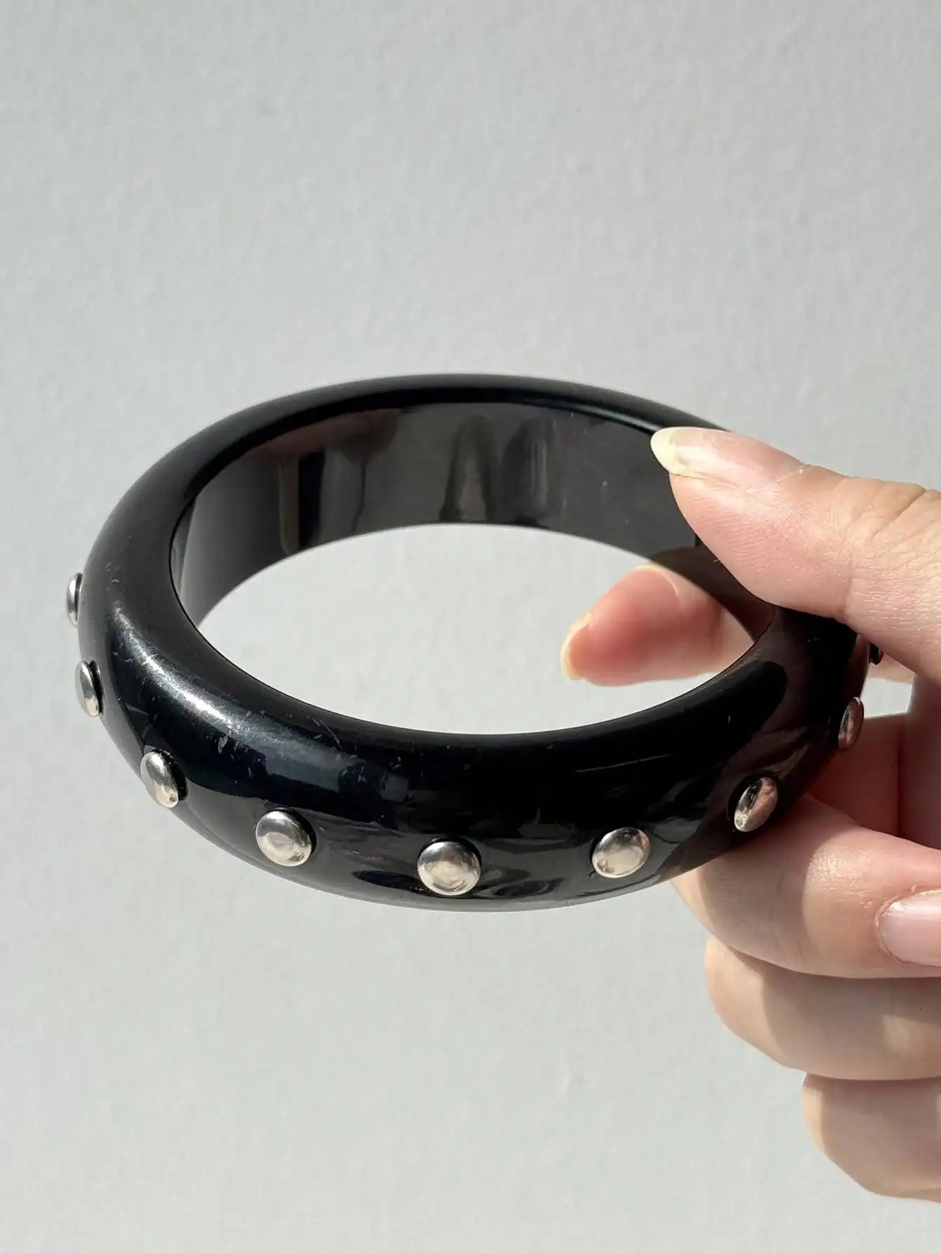 HUANZHI Black and White Irregular Resin Bracelet with Bold Trendy n Unique Punk-Style Silver Rivet Clasp Womens Jewelry260528BJ - view 5