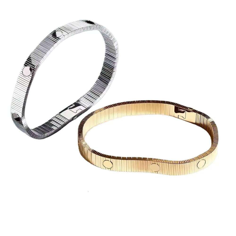 High end designer's best-selling new watch chain, 18K gold-plated chain links, fashionable women's watch chain comes with original cloth bag as a gift