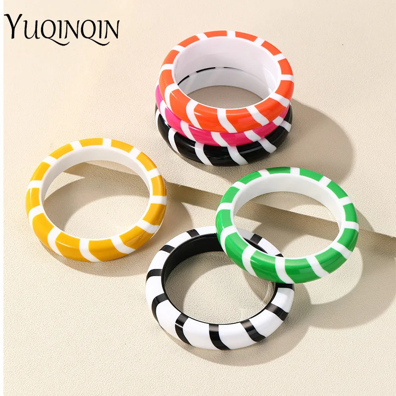 Korean Big Thick Resin Acrylic Geometric Bangles for Women Multicolor Charm Punk Bracelets Bangle For Girls Hand Jewelry Gifts260528BJ