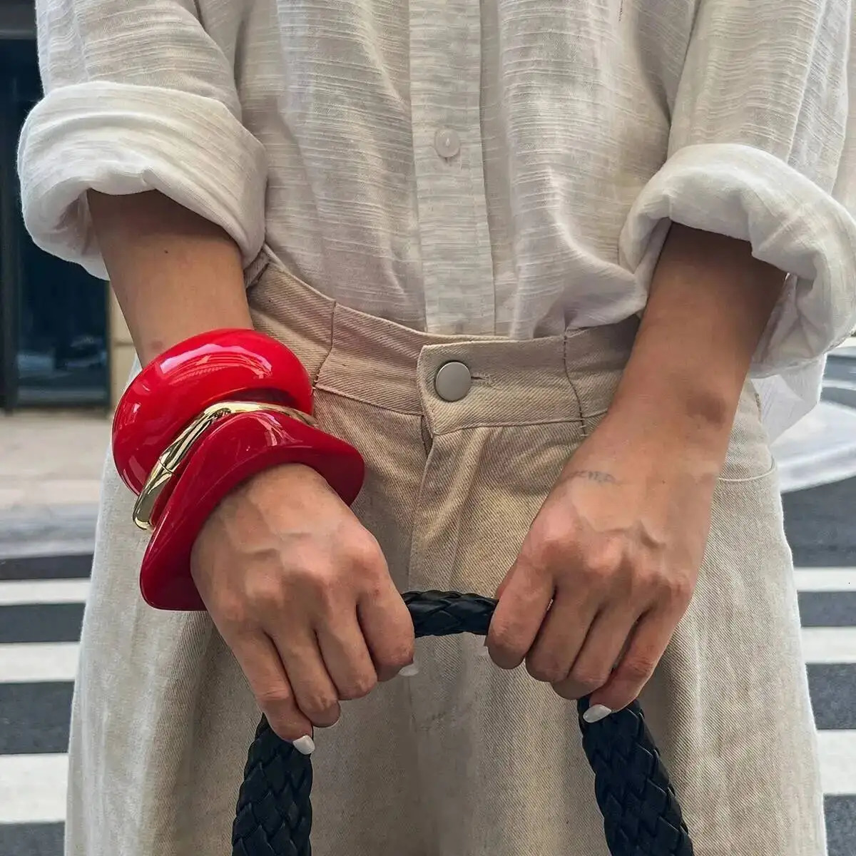 Salircon 3 Style Punk Red Acrylic Resin Chunky Bangles Women on Hand 2025 Geometric Wide Metal Bracelets Aesthetic Jewelry260528BJ - view 4