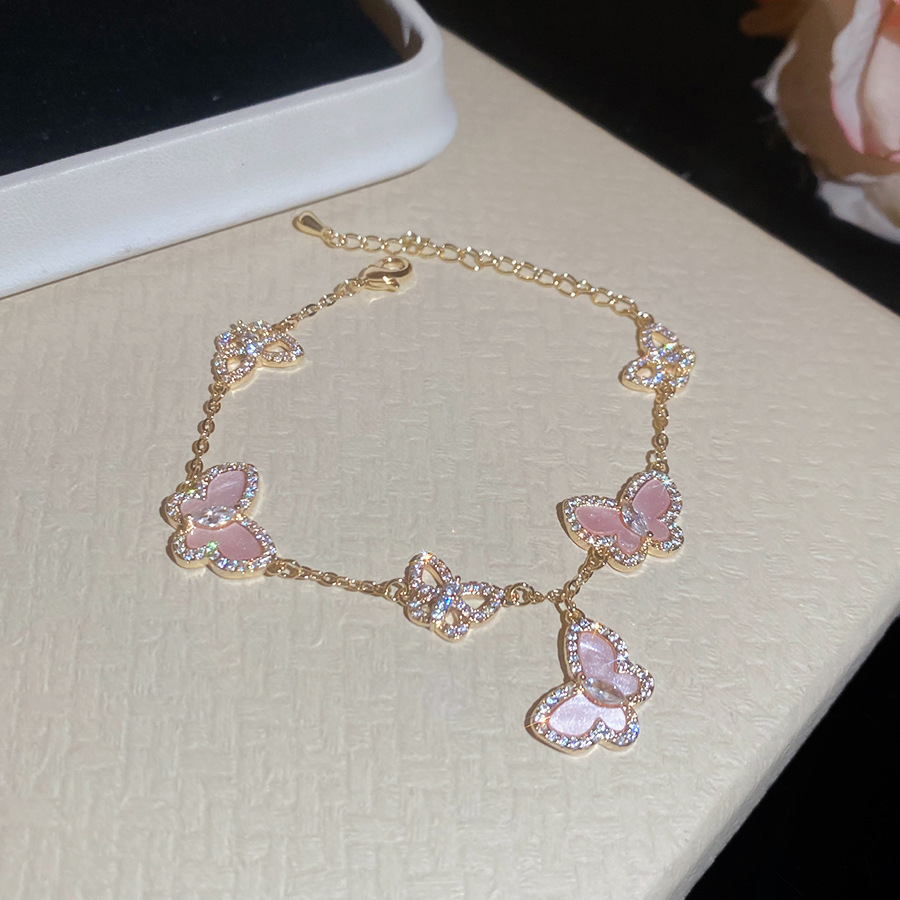 Super Shiny Zircon Butterfly Bracelet, Sweet Korean Ins Style, Light Luxury High-End Accessory, Versatile and Flattering Jewelry - view 6