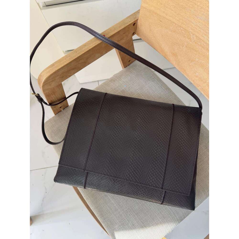 Women Sheepskin Shoulder Bag Flap Design Messenger With Matching Pouch High End Underarm Crossbody Bag SENYY