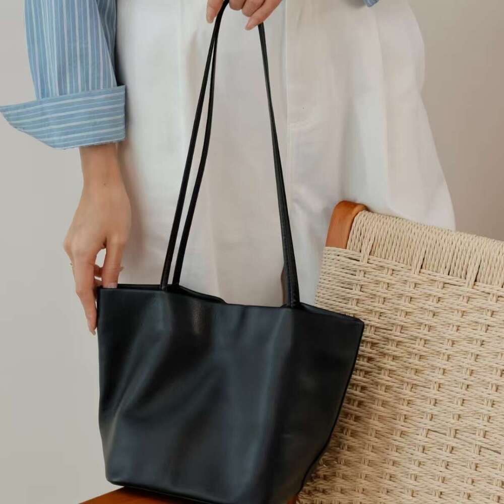 Women Sheepskin Bucket Bag Genuine Leather Shoulder Tote Handbag Versatile Niche Soft Leather For Commuting SENYY