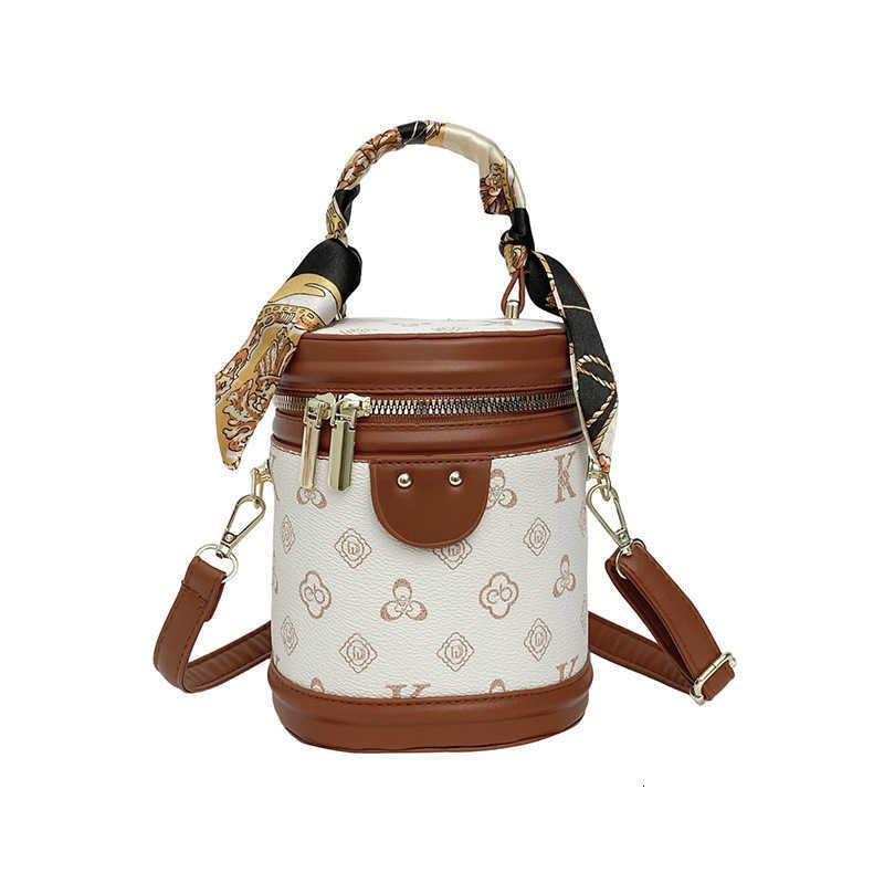 New bucket bag - 2026 classic print crossbody bag, stylish and versatile, with scarf crossbody, high-end round bag J260604