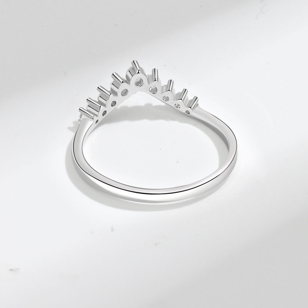 925 Sterling Silver Simplicity Classic V-Shaped Water Droplet Ring For Women Engagement Wedding High Quality Fine Jewelry 250515