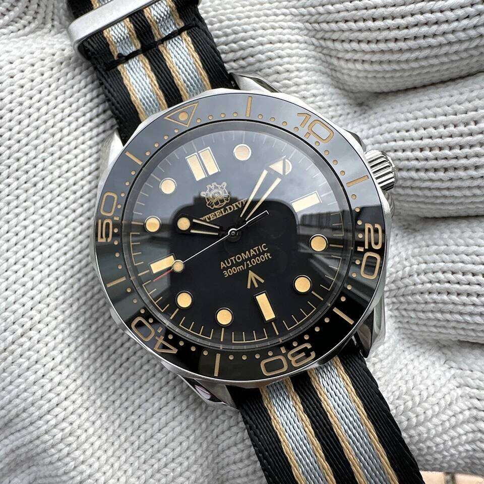 STEELDIVE SD1957 Best Seller 42MM Ceramic Bezel 300M Waterproof Super Luminou Sapphire Glass NH35 Automatic Men Dive Watch W260605