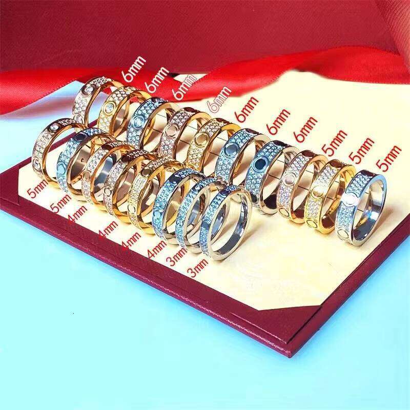 Designer Brand Premium Jewelry Classic Fashion Stainless Steel Men's and Women's Rose Gold 18K Ring with Original Bag Gifted