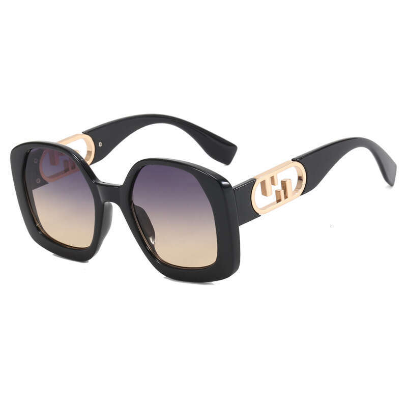 Luxury Brand Designer Sunglasses Large-Frame Square Hollow-Out Sunglasses, Street Style, Runway Fashion, Influencer-Approved, Natural Look, High-End F