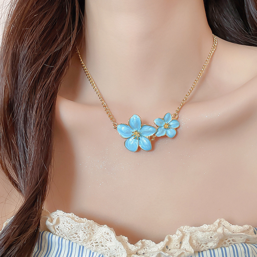 Flower Necklace for Women, Summer Versatile High-End Clavicle Chain, Light Luxury Fashionable Design, Elegant Neck Chain - view 6