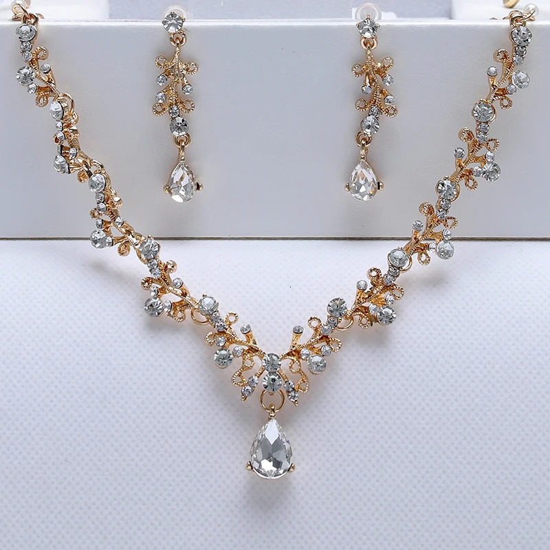 Itacazzo Bride Wedding Classic Necklace Earring Set Exquisite and Elegant for Ladies Suitable for Party Festivals 260617 - view 4