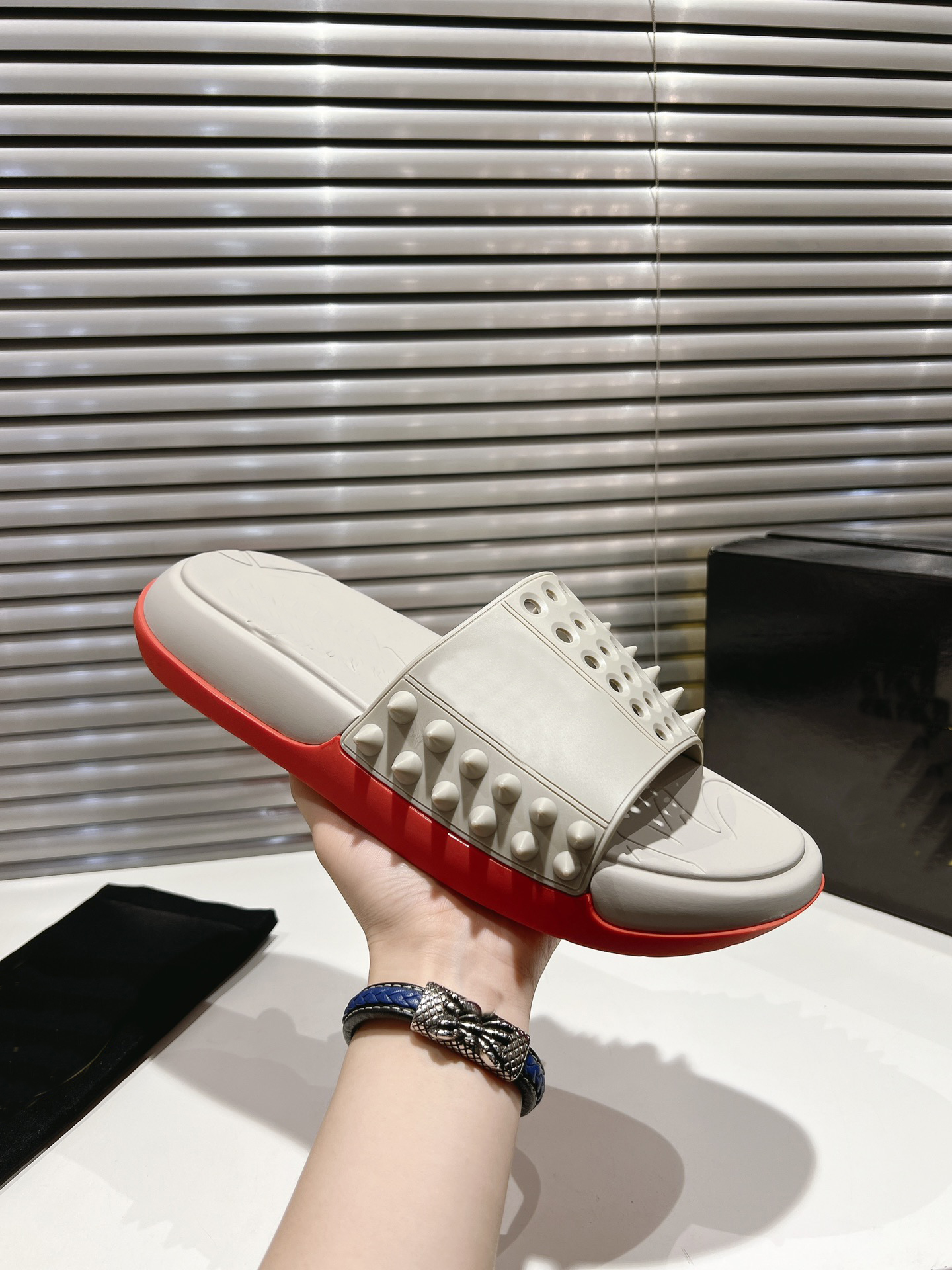 2026C New Fashion Shoes Women's Designer Leather Summer Sandals - Flat Beach Slides Size 38-46