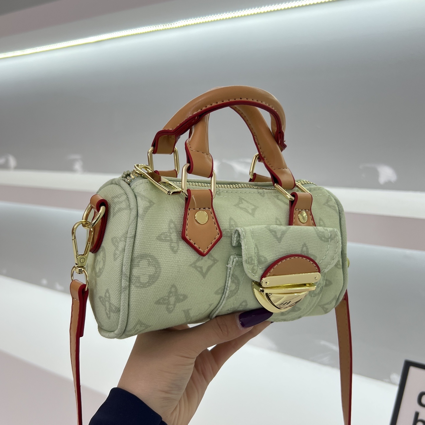 2026 Bags Classic Bags Shoulder Bags Crossbody Purse Tote Bags Ladies Casual Flap Handbags Fashion Crossbody Ladies Handbags Large Capacity Bags 10A