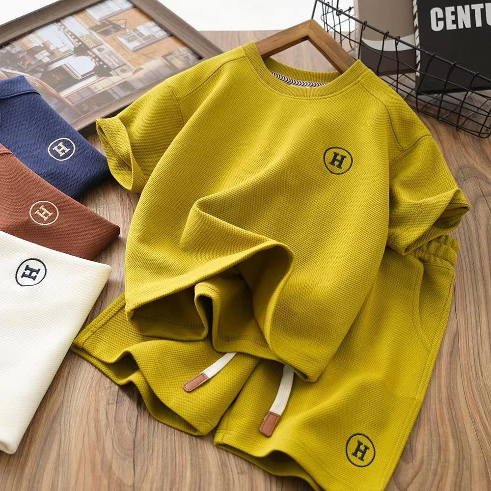 Free shipping 2026 luxury Boys and Girls Summer Wear Headset Casual Set 2026 Loose Thin Two Piece Set hot