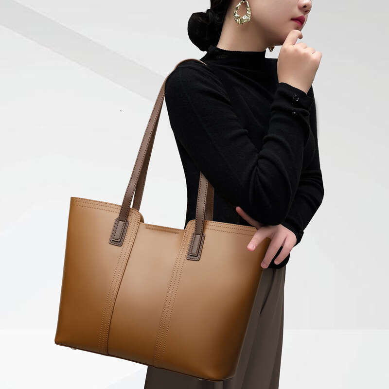 Women Genuine Leather Large Capacity Tote Commuter Bag High End Niche Shoulder And Underarm Handbag SENYY