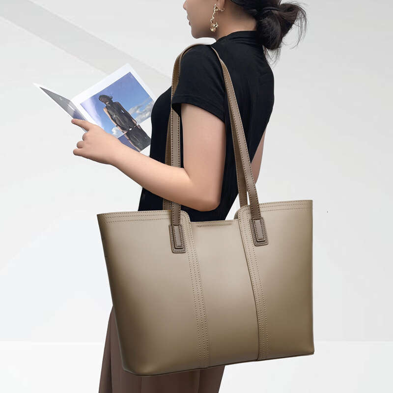 Women Genuine Leather Large Capacity Tote Commuter Bag High End Niche Shoulder And Underarm Handbag SENYY
