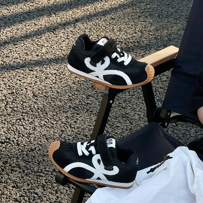 Free shipping luxury Kid's Shoes Lightweight, breathable comfortable soft soled children's shoes for boys and girls