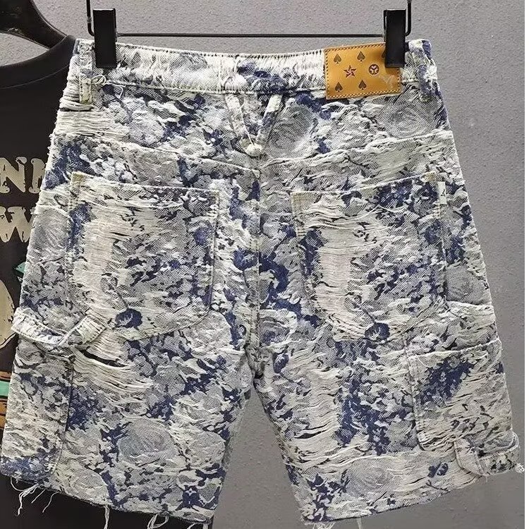 Summer New Luxury Designer Floral Denim Shorts For Men, Fashionable And Versatile Casual And Loose Jacquard Five Quarter Pants Suitable For Daily Trav - view 4