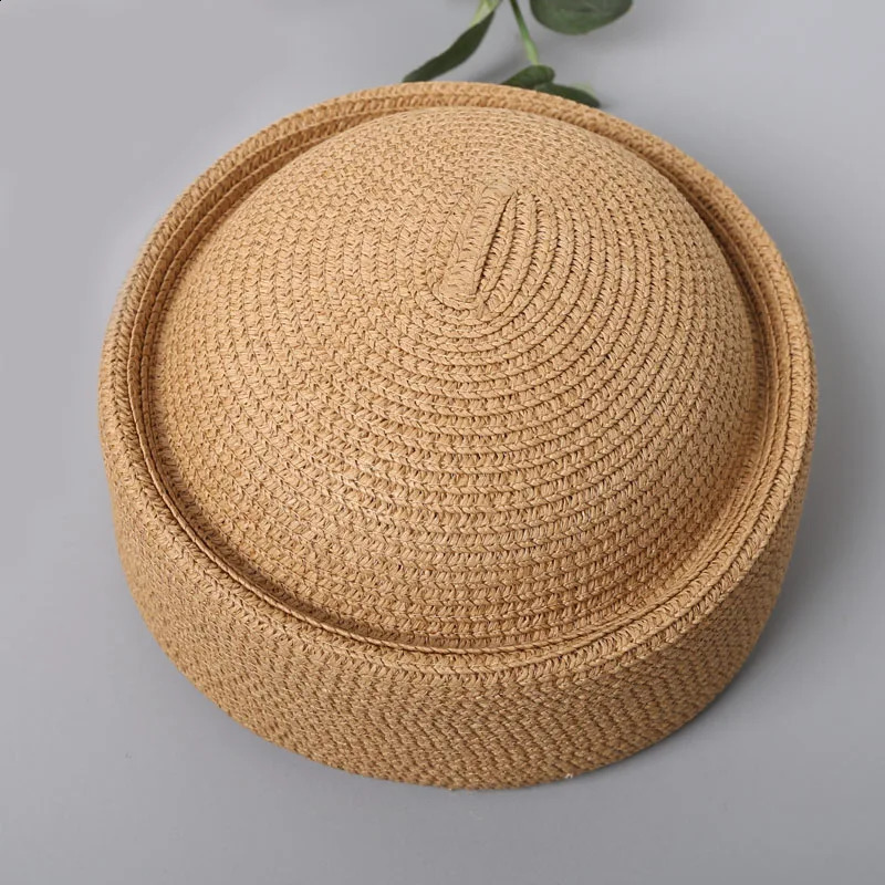 2026 Summer Japanese Retro Artistic Painter Berets Pillbox Hat Woven Paper Straw Sun Hats Women Circle Concave Top Straw Hat 260826 - view 5