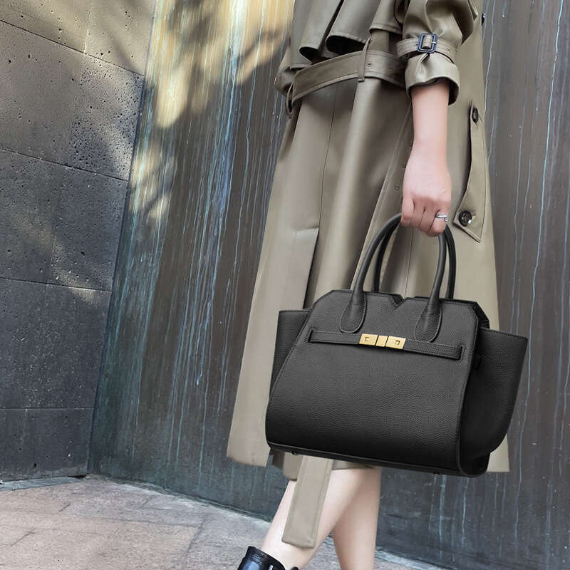 Women Cowhide Large Capacity Tote Handbag High End Autumn Winter Shoulder Bag For Commuting SENYY