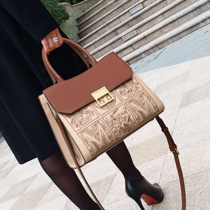 Women Vintage Style Embroidered High End Handbag Shoulder Crossbody Bag Large Capacity Niche Design SENYY