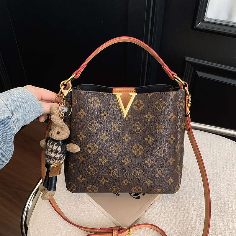 TB BHULAMTE High-End Women's 2026 New Model, Light Luxury Bucket Versatile And Fashionable Commuter Handbag, Shoulder Bag, Crossbody Bag - view 3