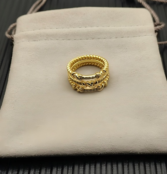 2026 New 925 Sterling Silver Christmas New Jewelry Retro Couple Trend Fashion Simple Spiral Design Crystal Ring for Men and Women To Wear