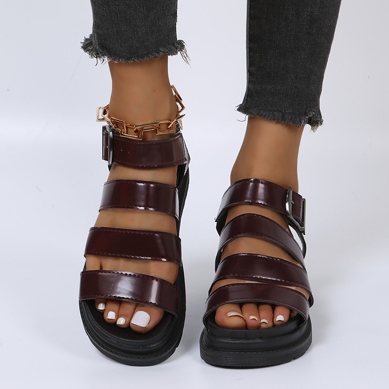 Designer sandal Thick soled slippers free Shipping Flat sandals Leisure beach shoes Wearing slippers outside hot