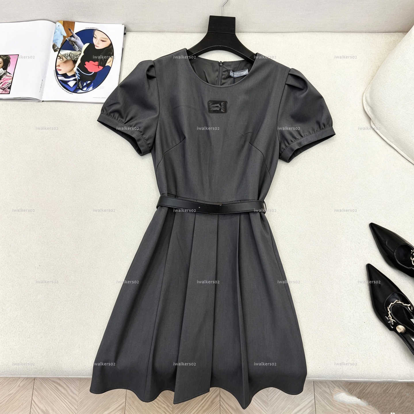 Classics round neck women dress Summer lady dresses women designer clothes underaged girl short sleeved dress A019X01N284