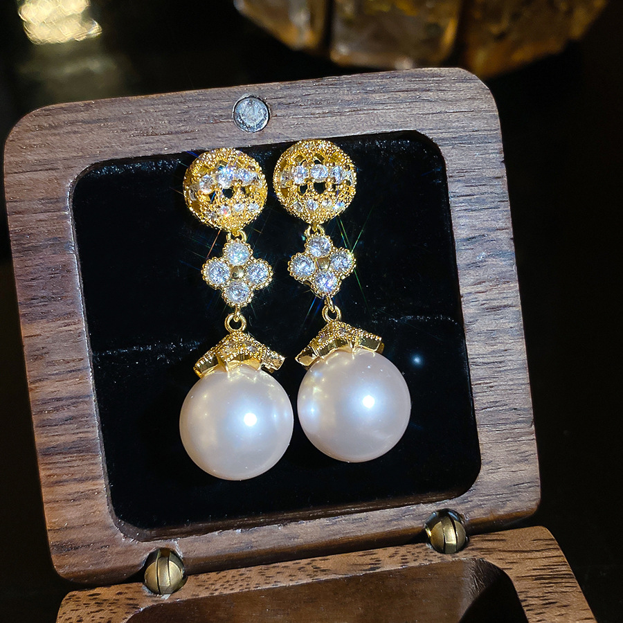 18k real gold plated silver needle lucky flower pearl pendant French vintage style earrings, simple and fashionable ear accessories - view 6