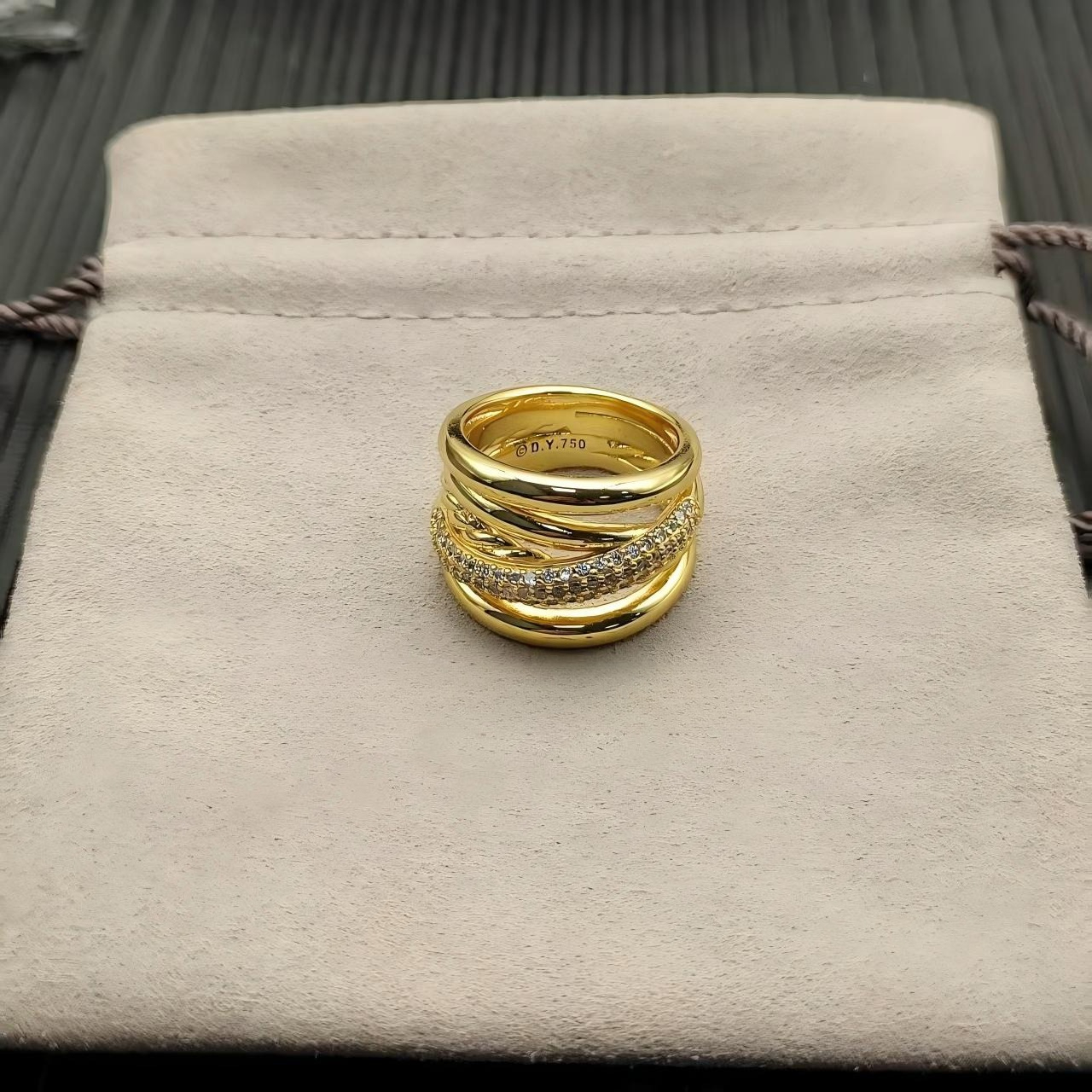 2026 New 925 Sterling Silver Christmas New Jewelry Retro Couple Trend Fashion Simple Spiral Design Crystal Ring for Men and Women To Wear