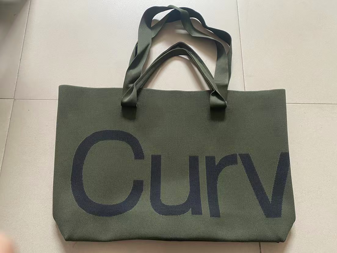 2026 New Model Simple Large Capacity Shoulder-Back Casual Travel Handbag for Ladies - Ladies' Style Curved Letter Canvas Travel Bag 60x55cm