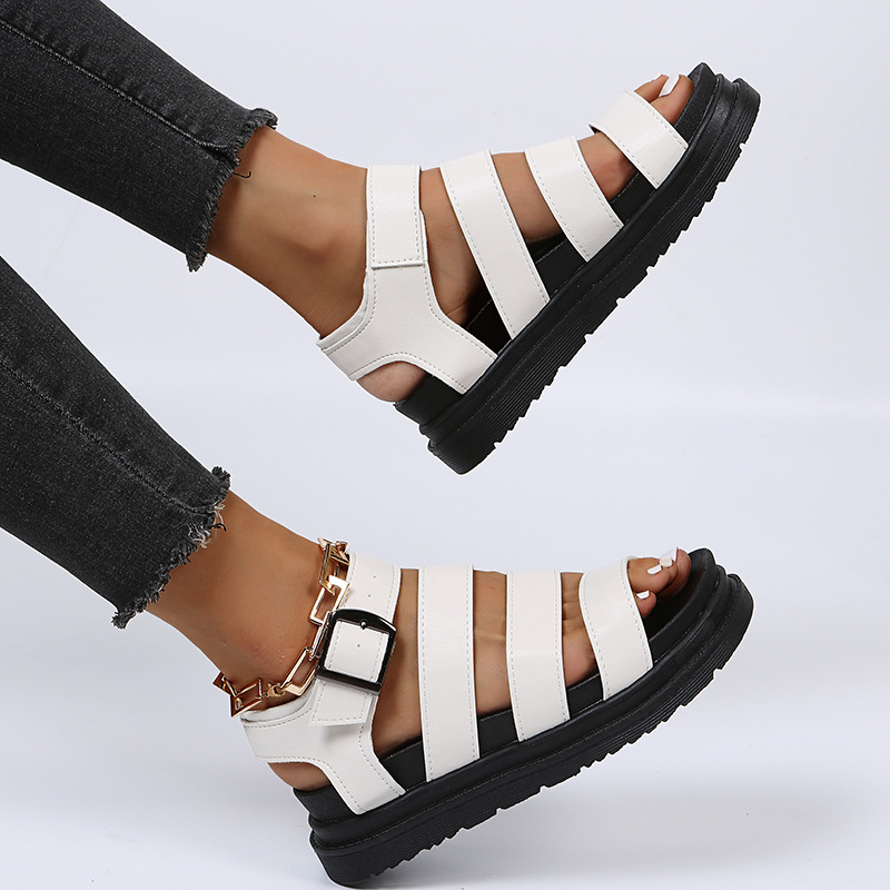Designer sandal Thick soled slippers free Shipping Flat sandals Leisure beach shoes Wearing slippers outside hot