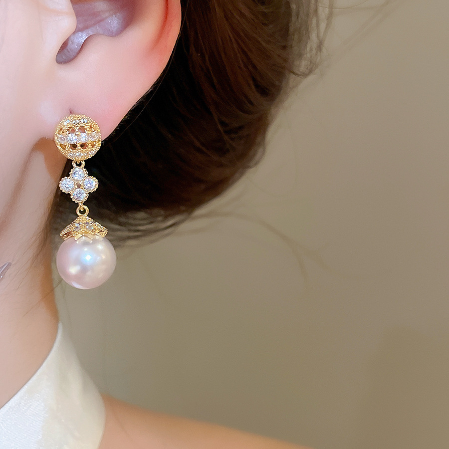 18k real gold plated silver needle lucky flower pearl pendant French vintage style earrings, simple and fashionable ear accessories - view 4