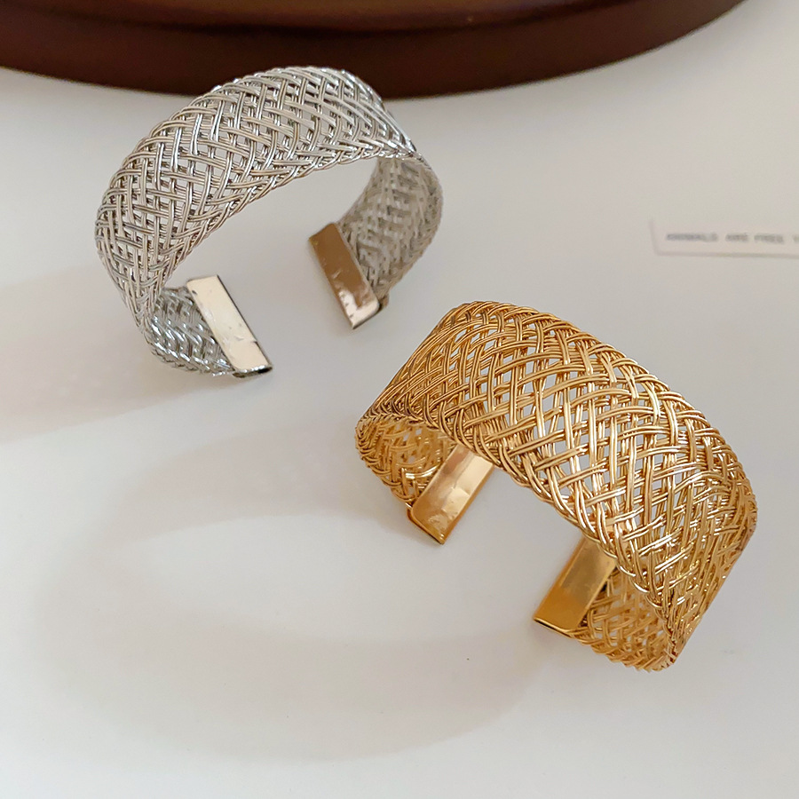 European American cross-border woven plaid open bracelet, exquisite and unique heavy-duty design, niche versatile women's jewelry - view 9