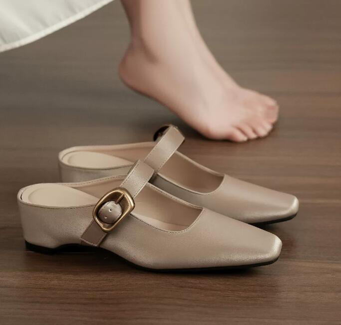 Designer Sandals Ladies Sandals Slippers women Summer Shoes Shoes Outdoor Beach Slippers Ladies Classic Fashion Casual slides D1