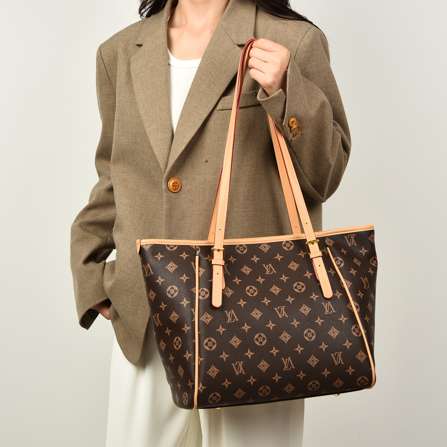 Luxury OULAIMEIZI 2026 Hot Fashion Retro Designer Casual Tote Bag Versatile Trendy Large Capacity Brown Yellow Travel Bags for Women